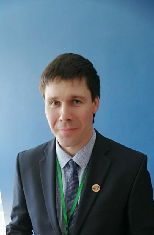 Попов Алексей Алексеевич.